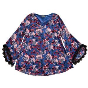 ASTR Dress Womens Small Blue Floral Mini V Neck Bell Sleeve Lace Trim Lined Boho